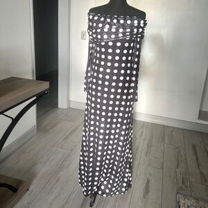 Off shoulder maxi dress